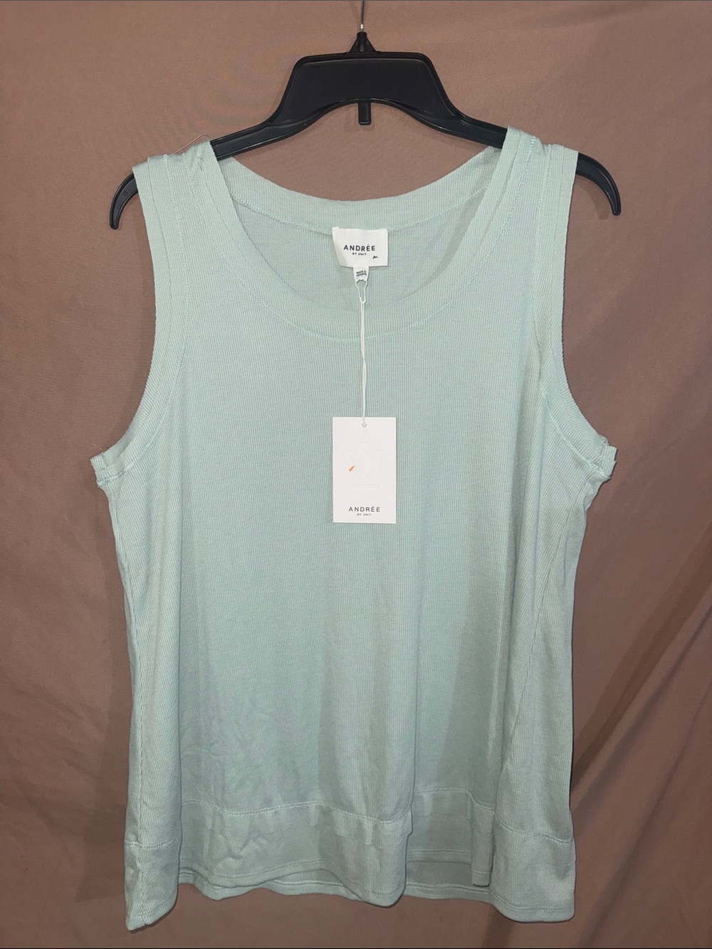 NWT Women’s Medium ANDREE BY UNIT Mint Green Ribbed Scoop Neck Tank